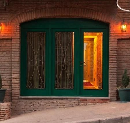 Green Door Tbilisi Esterno foto